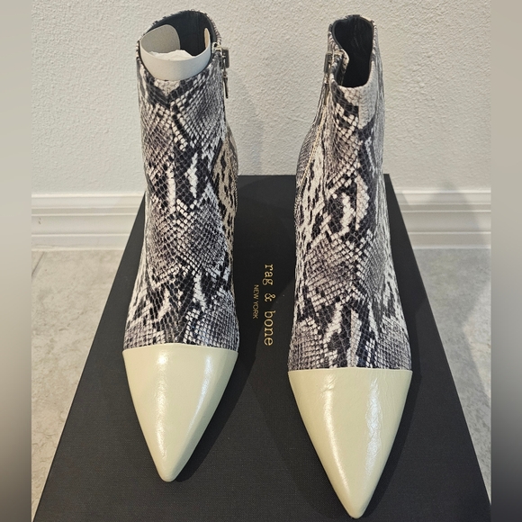 NIB Rag & Bone Beha Boot: Black & White Snake print Size: 10 - Picture 3 of 12